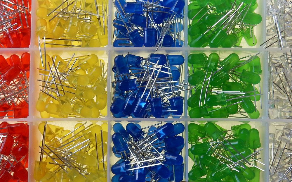 500 ASSORTED 5MM LEDS 500 ASSORTED 5MM LEDS
